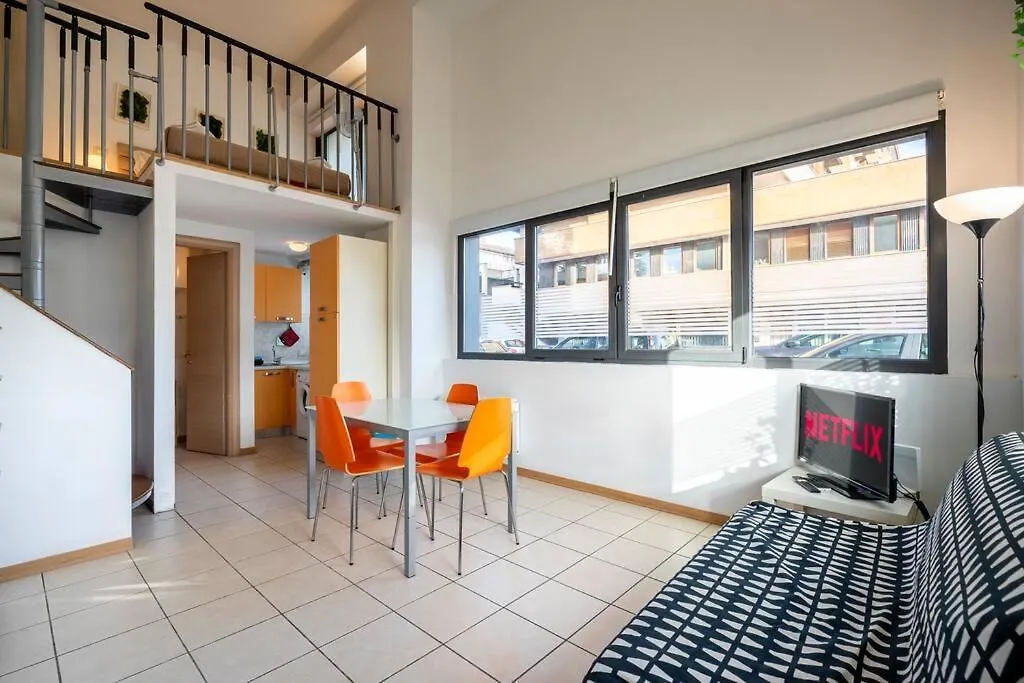 2 Min Stazione Rifredi - La Dimora Di Maggie Suite Florence Apartment
